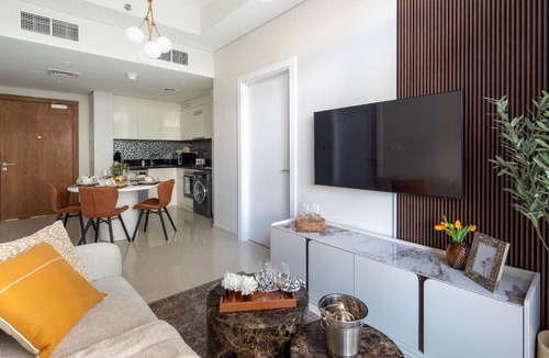 Sheikh Zayed Road Apartment | Frank Porter - Aykon City Tower C