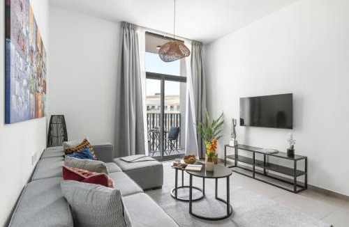 Jumeirah Village Circle Apartment | Frank Porter - Belgravia Heights