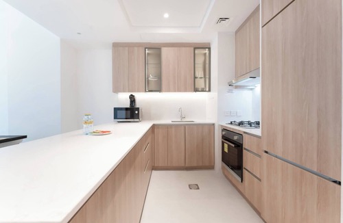 Dubai Maritime City Apartment | Free housekeeping visits during your stay - Stunning 1 Bed in Maritime City that Sleeps 2!