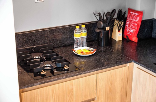Jumeirah Village Circle Apartment | Free housekeeping visits during your stay - StayShort - Spectacular Getaway in this Studio in The Autograph with Balcony!