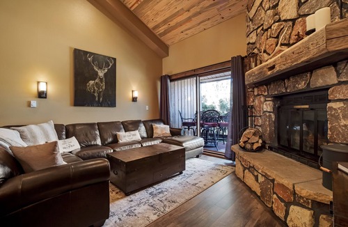 Historic District Condo | Fully remodeled family friendly condo 2 blocks to Main St - 2 king suites