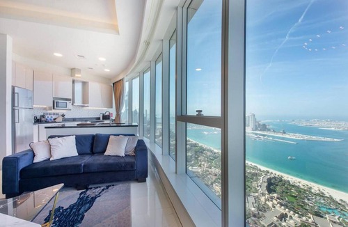 Dubai Media City Apartment | GLOBALSTAY. Avani Palm View