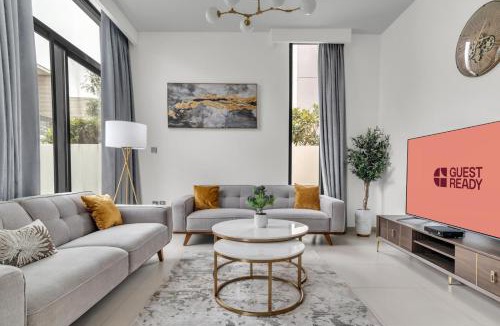 Dubai Villa | GuestReady - 4BR Villa | Family Community