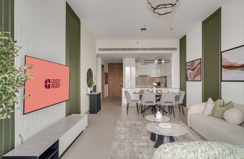 Al Safa Apartment | GuestReady - BurjKhalifa & Canal Views|2BR + Study