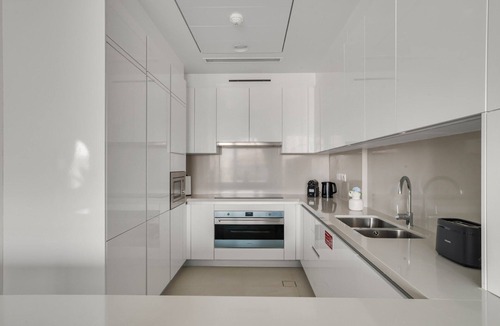 Al Safa Apartment | GuestReady - BurjKhalifa & Canal Views|2BR + Study