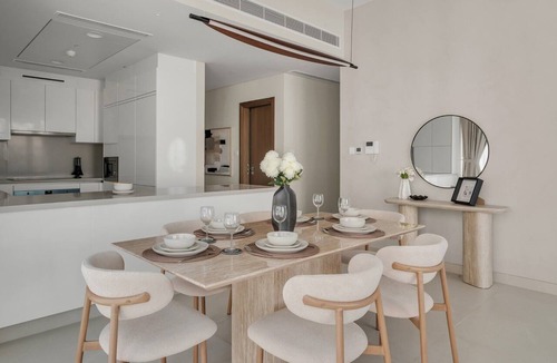 Al Safa Apartment | GuestReady - BurjKhalifa & Canal Views|2BR + Maids