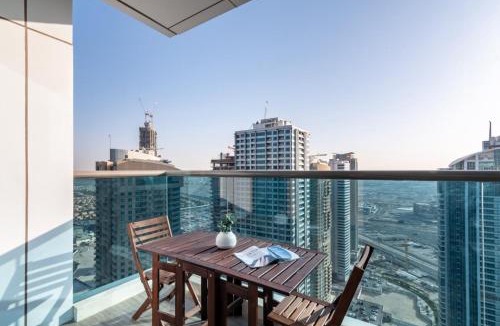 Jumeirah Lake Towers Apartment | GuestReady Holiday Homes - The Green Milieu