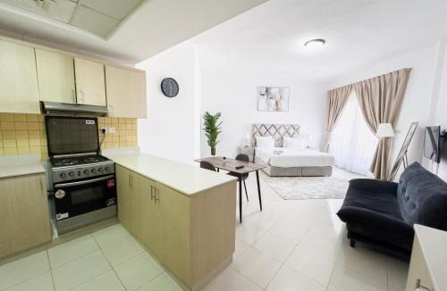 Bab Al Bahr Apartment | Hala Holiday Homes- Bab Al Bahr Residence, Al Marjan Island