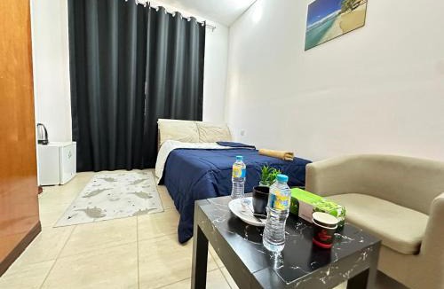 Madinat Zayed Hostel | Heart of Abu Dhabi - Luxury Room