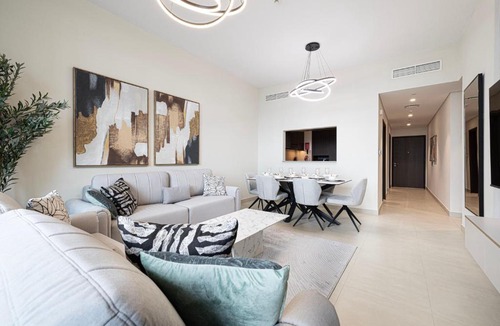 Bur Dubai Apartment | High-Floor Luxe 2BR Stunning Burj Khalifa & Fountain Views Direct Dubai Mall Access