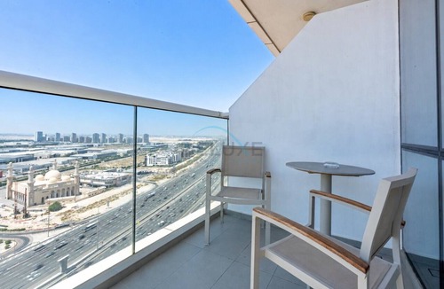 Jumeirah Village Triangle Apartment | High-Floor Studio with Hotel-Style Living, Minutes Walk from JVT Community Park
