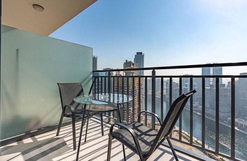 Downtown Dubai Apartment | High Floor Unit with Canal View, A Minutes Drive to Dubai Mall - Zada Tower, Business Bay