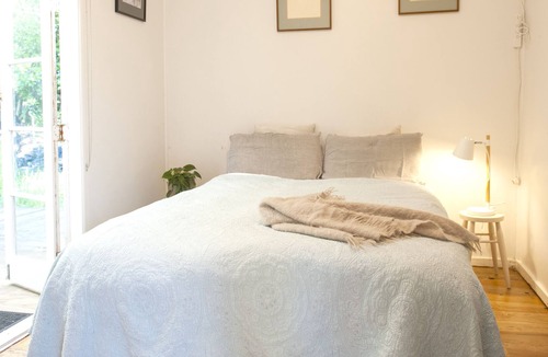 Muriwai House | Historical Art Deco Bach