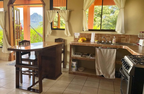 El Millon House | Hummingbird House - Amazing Arenal Volcano and Lake Views