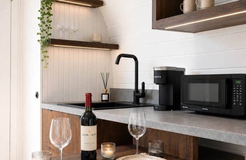 Sutter Creek House | Iglunest Retreat, Sauna, Views & Nature