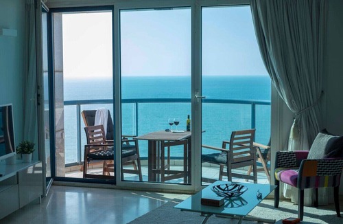 Kerem HaTeimanim Apartment | Isrotel Tower by Sea N' Rent