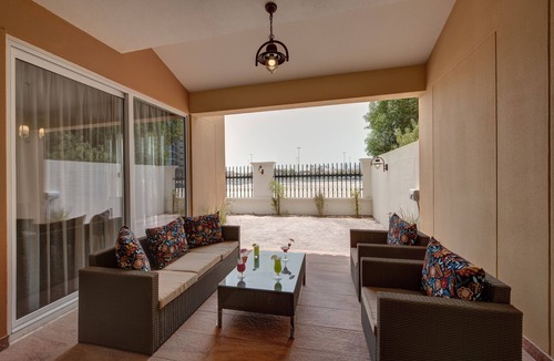 Al Barsha 2 Villa | J5 Villas Holiday Homes - Barsha Gardens