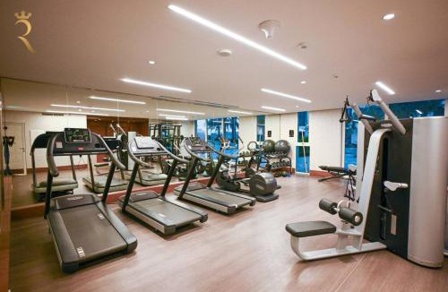Saadiyat Cultural District Apartment | Lilac Breeze 1BR - Stylish Stay with Balcony Near Saadiyat Beach & Louvre Abu Dhabi