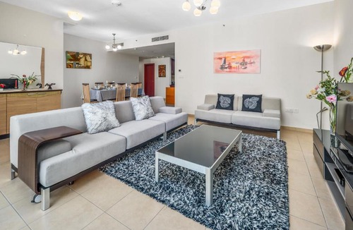 Jumeirah Beach Residence Apartment | Lovely 2-bed condo in JBR - 5 mins from beach - Palm View!