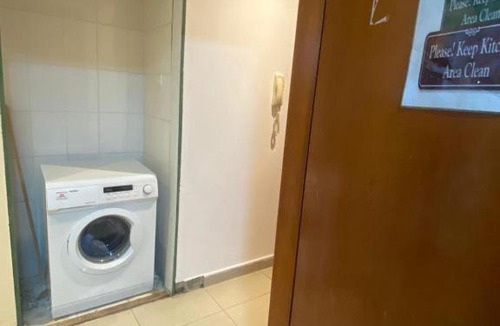 Barsha Heights Hotel | Luxe Comfort Room In Barsha Heights Tecom Near Metro
