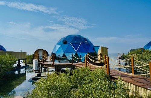 Umm al Quwain Hotel | Luxeglamp