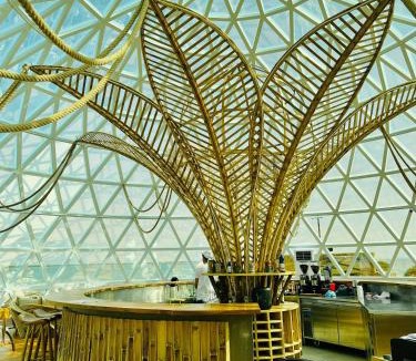 Umm al Quwain Hotel | Luxeglamp