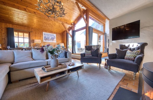 Les Contamines-Montjoie Ski Chalet | Luxurious six-bedroom chalet. 800m to ski lifts. Fast fibre wi-fi