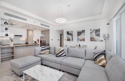 Jumeirah Lake Towers Apartment | Luxurious 3Bedroom Apartment