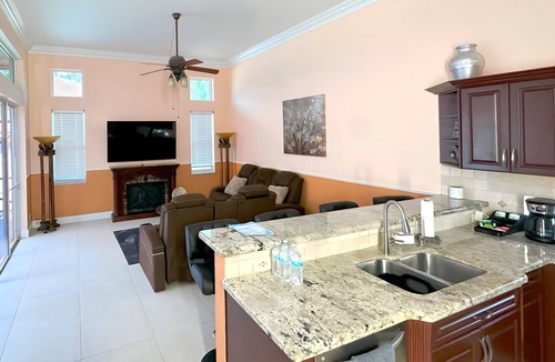 Survey Creek House | Luxurious 4-bedroom house with game room and pool deck in Coral Springs