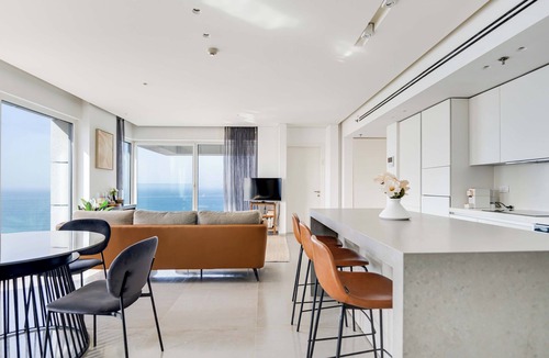 Tel Aviv Promenade Apartment | Luxury 2BR Apartment at Royal Beach Residence, Tel Aviv By Barnes