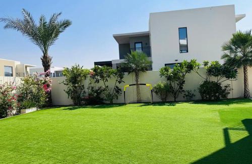 Dubai Villa | Luxury 4BR Villa in Dubai