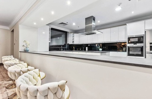 Dubai Marina Apartment | Luxury 6BR JBR Penthouse – Panoramic Sea Views, Steps to Marina Beach & The Walk