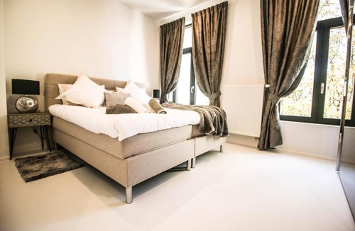 Postel Apartment | LUXURY APARTMENT
