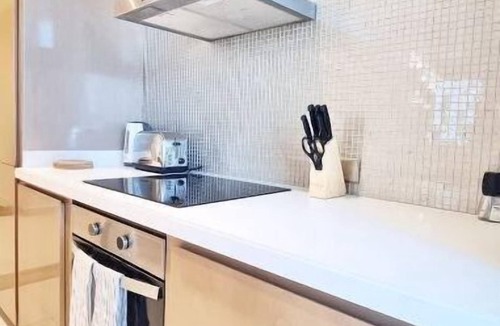 Downtown Dubai Apartment | Luxury apartment Paramount Hotel