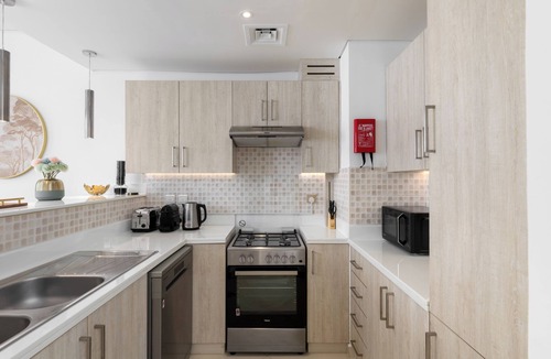 Palm Jumeirah Apartment | Maison Privee - Elegant Palm Retreat w/Iconic Sea and Marina Vws