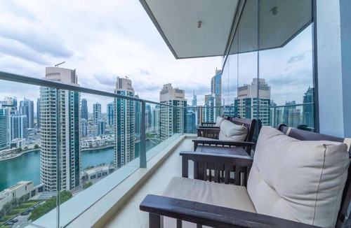 Dubai Marina Apartment | Maison Privee - Spacious Apt with Beach, Pool and Marina Access
