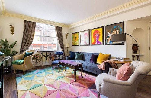 Mayfair Apartment | Mayfair Centre 3-Bed 6-Guest Art Nouveau Flat in 1729 Private House