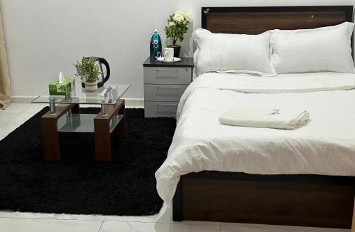 Mussafah Hostel | MBZ - Master Room