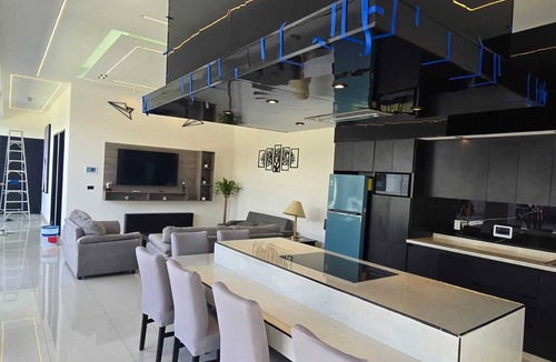 Aguascalientes House | Modern house near the Fairgrounds | 2 bedrooms, A/C, WiFi and garage