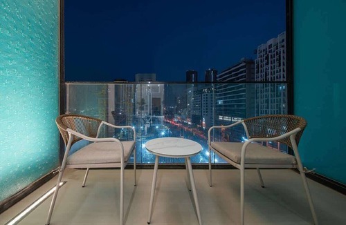 Jumeirah Village Circle Apartment | Modern Studio in Binghatti Azure WPool & Gym