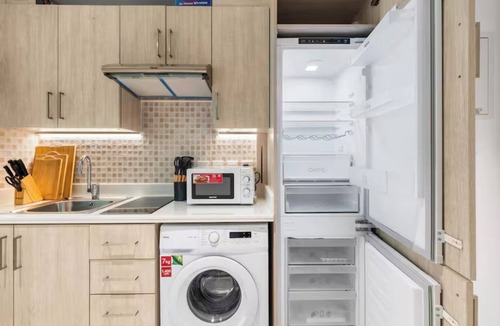 Palm Jumeirah Apartment | Modern studio in Seven Palm, pool and beach