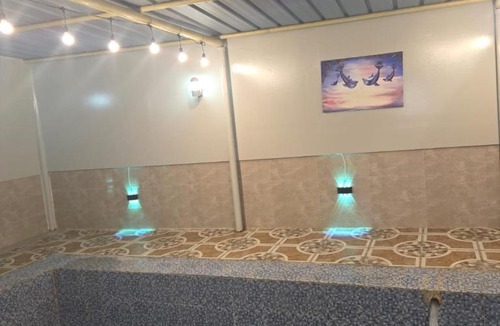 Oman Ski Chalet | moon light