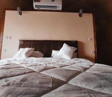 Wadi Rum Bed & Breakfast | Nara Wadi RUM Camp