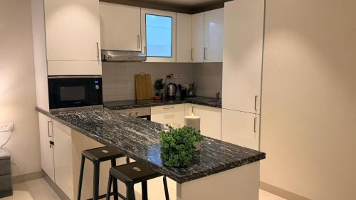 As Sifah Apartment | Navy Studio By Bait Zain