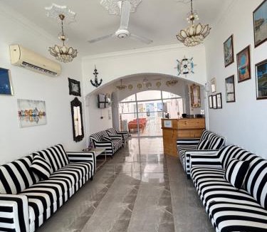 Tiwi Hotel | Nomad Bay