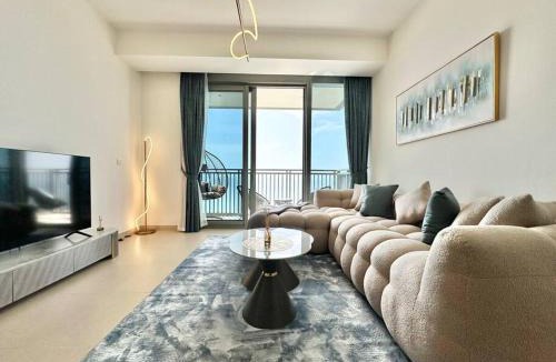 Jumeira 3 Apartment | Ocean Bliss - Full Sea Views!