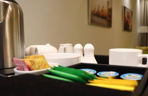 Abu Dhabi Apartment | One Bedroom Apartment Near by House Of Golden Tea