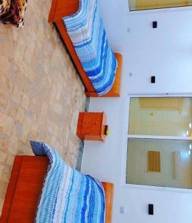 Ramtha Villa | palm Shadows