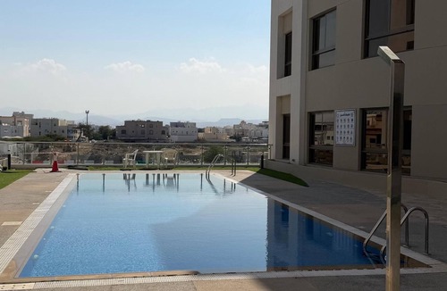 Al Maabilah Apartment | Perfect choice Apartment-AlMuzn Residence, AirPort