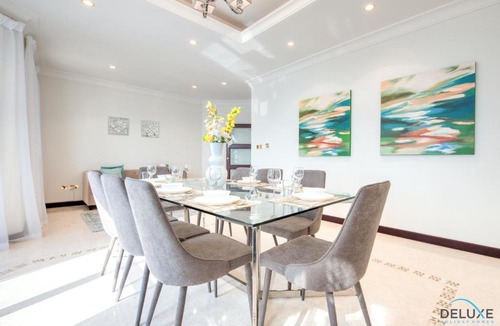 Palm Jumeirah Villa | Posh 5BR Villa with Private Pool on Palm Jumeirah